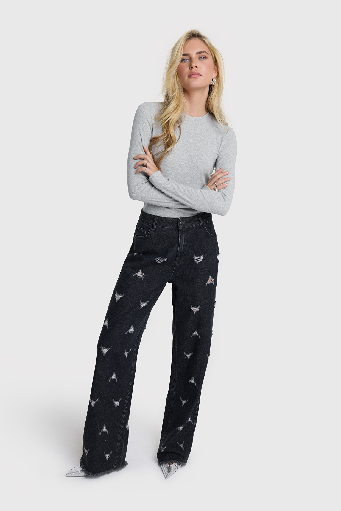 DESTROYED DENIM PANTS | Alix