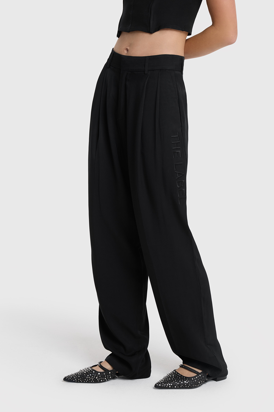 ALOUND TWOTUCK TAPERED NYLON PANTS パンツ