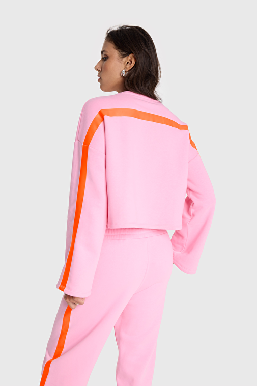 WIDE SLEEVE CROPPED SWEATER | Alix
