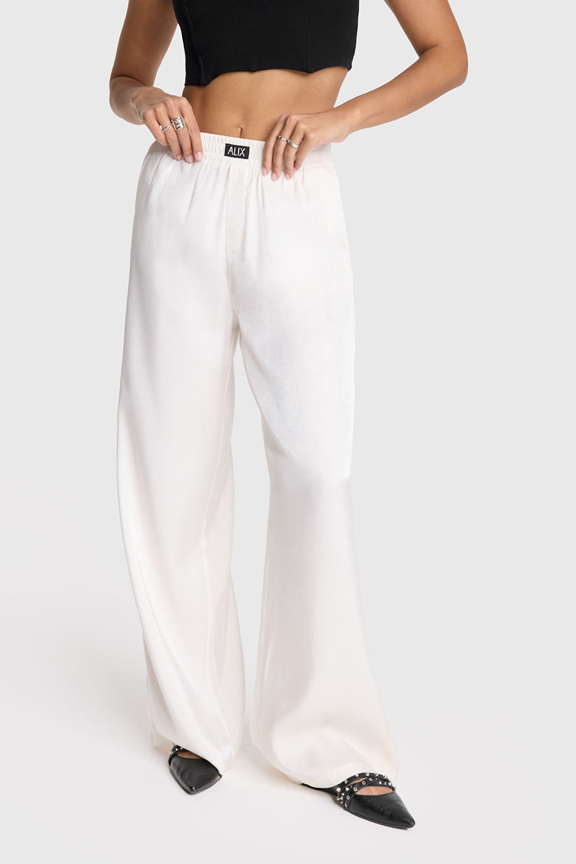 シミアンリング　Straight pants CREAM 新品未使用未開封　XL シミアンリング Straight pants CREAM 新品未使用未開封 XL シミアン