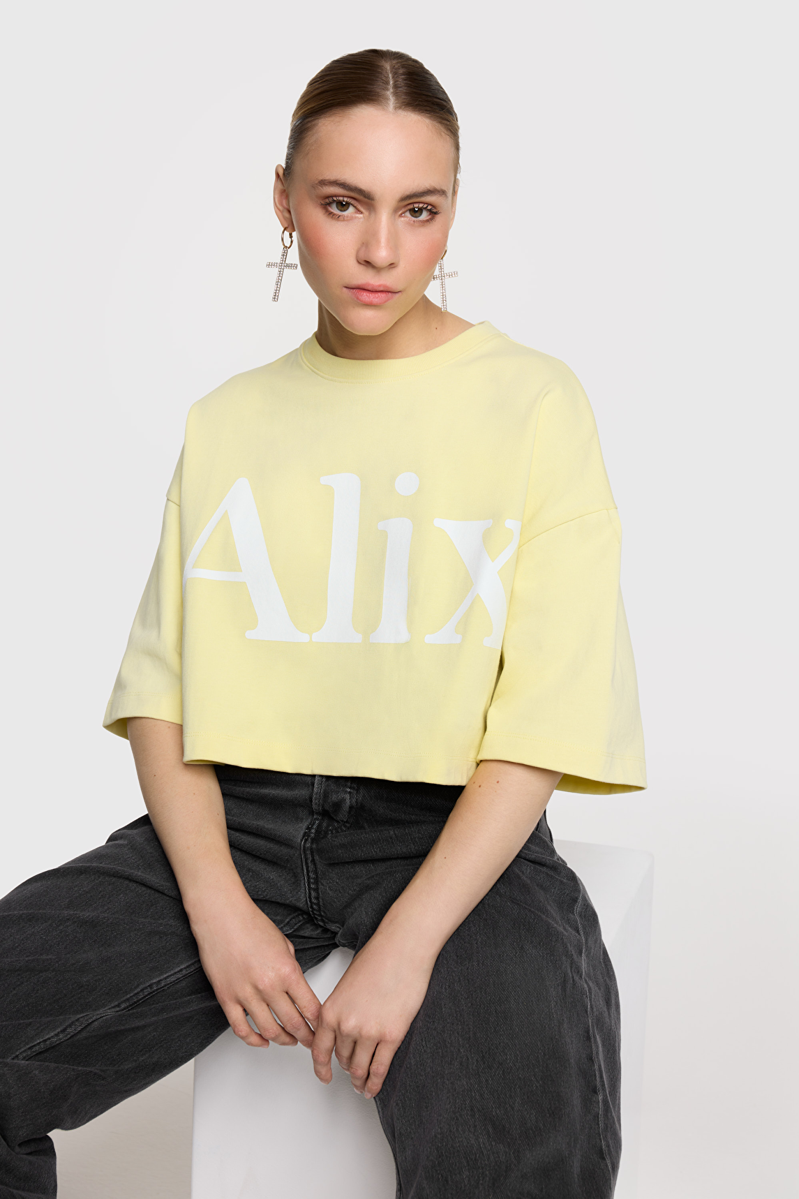 Tシャツ・カットソー ALYX Logo Detail Hood Yellow AAUTS0373FA02YLW0042 AAUTS0373F ALYX(アリクス) Tシャツ・カットソー(メンズ) - 海外通販のBUYMA