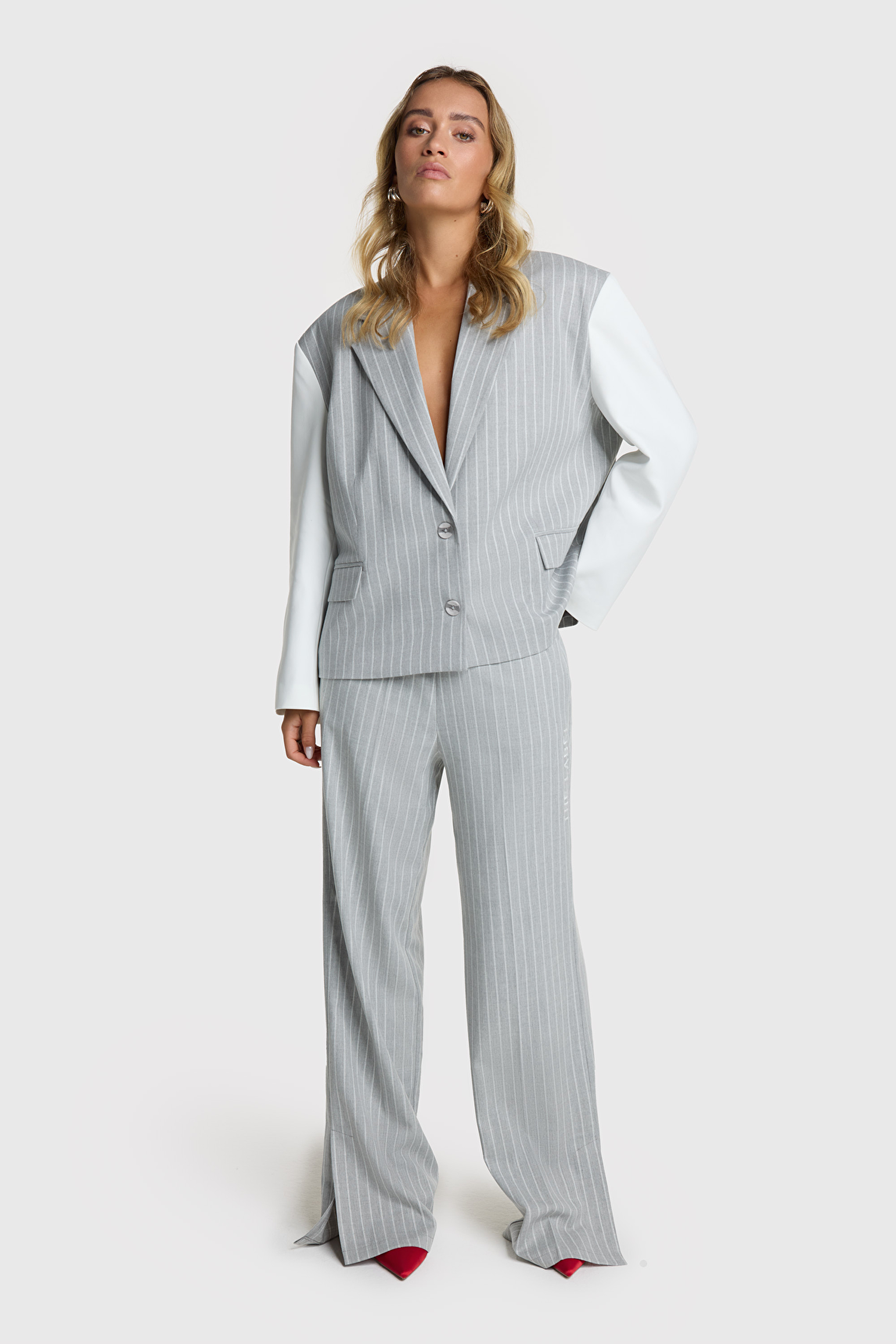 2plan Le Berry Mac crop blazer グレー M Blazer Pinko | Cropped Fit | color salmon | Gomez.pl/en