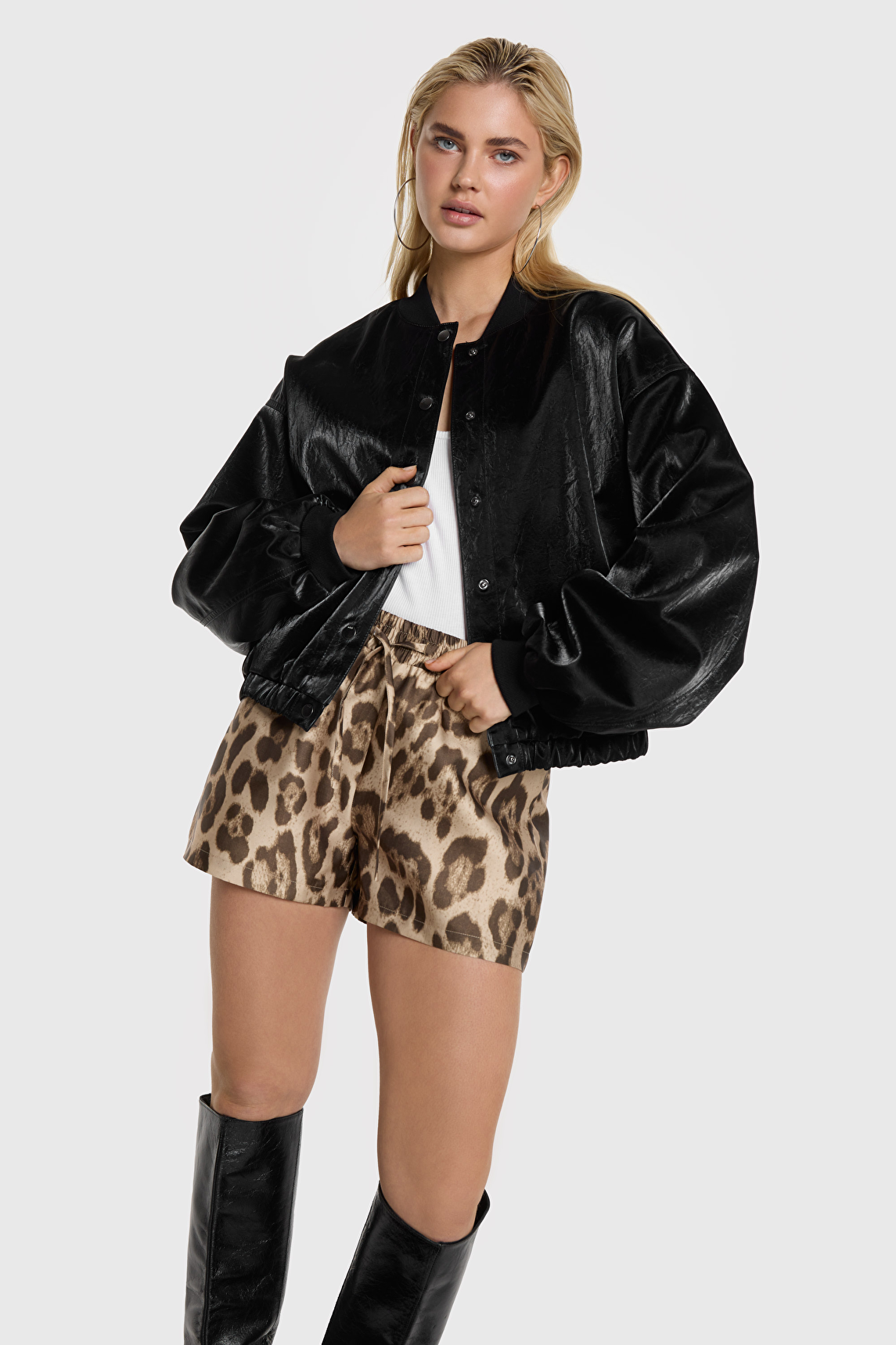 24529_m-2508414312-999-01.webp